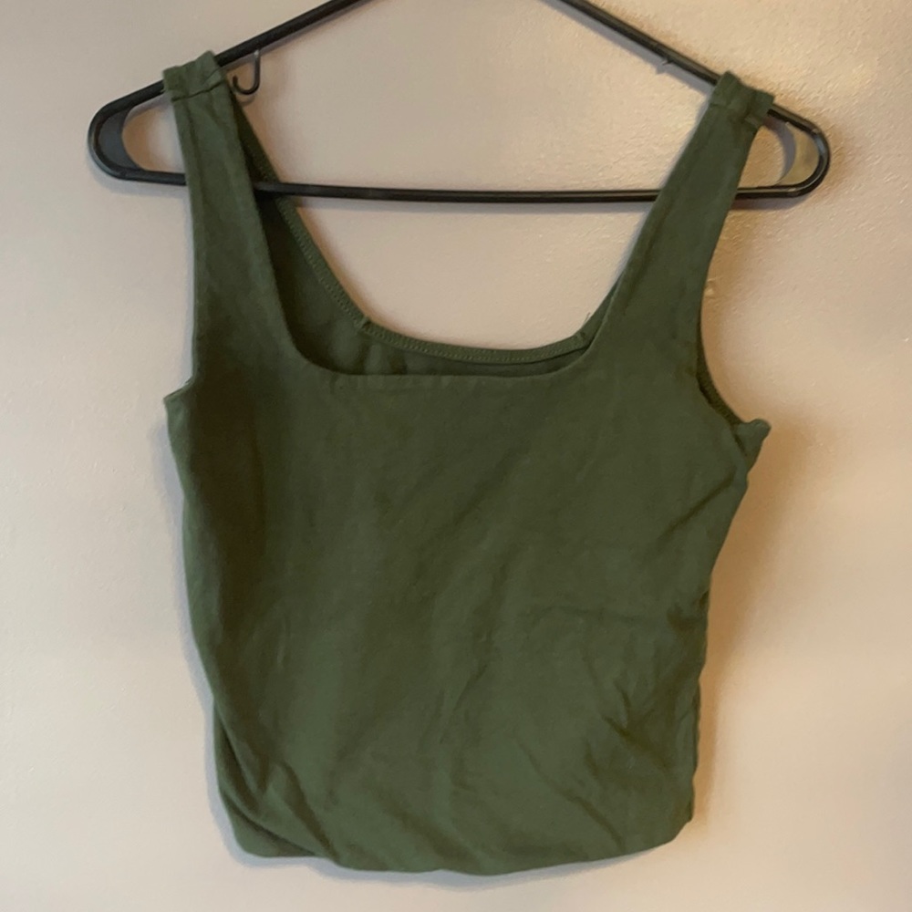 dark green tank top never worn